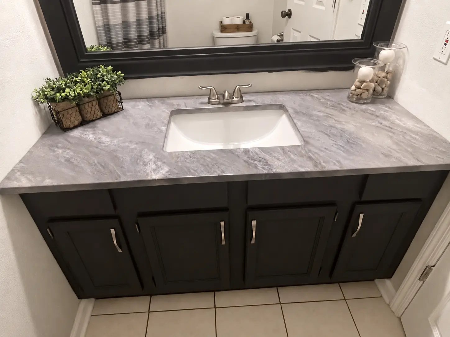Finished Marbled Vanity Surface
